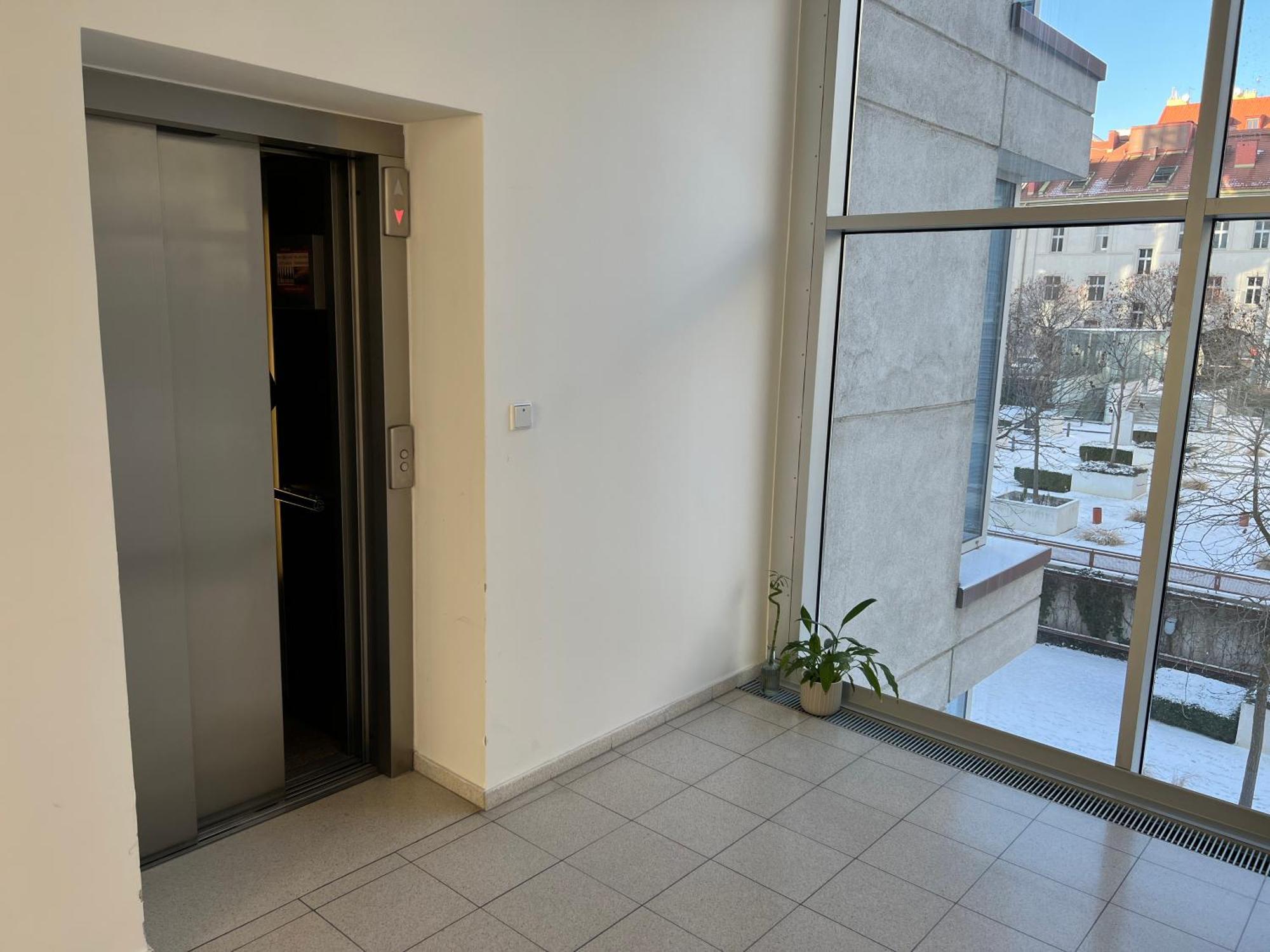Appartement Tva Oaza V Srdci Vinohrad à Prague Extérieur photo